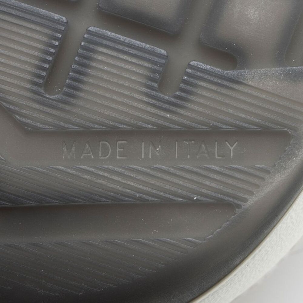 Chanel Suede Calfskin Quilted Fabric CC Sneakers - Size 8 / 38 - Picture 8 of 8